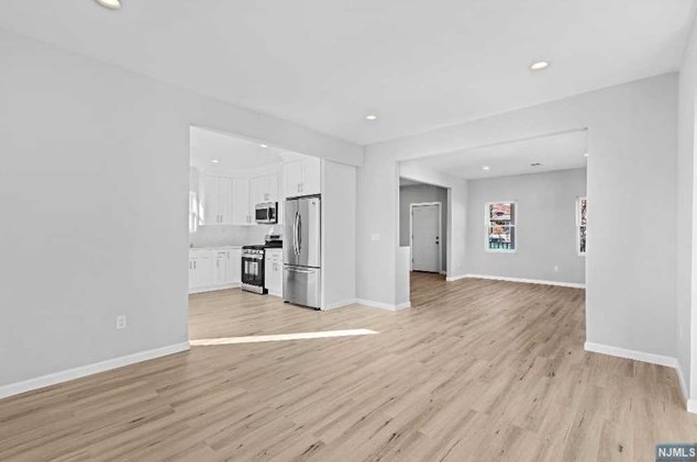 21 Harding Ave, Clifton NJ  07011-2209 exterior