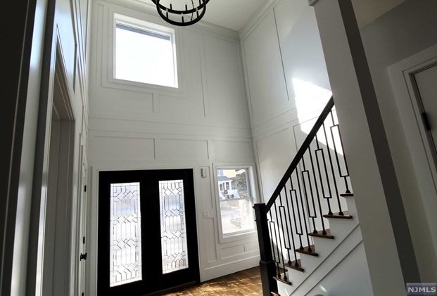 509 Forest Ave, Lyndhurst NJ  07071-2437 exterior