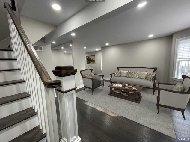 147 Highland Cross, Rutherford NJ  07070-2105 exterior