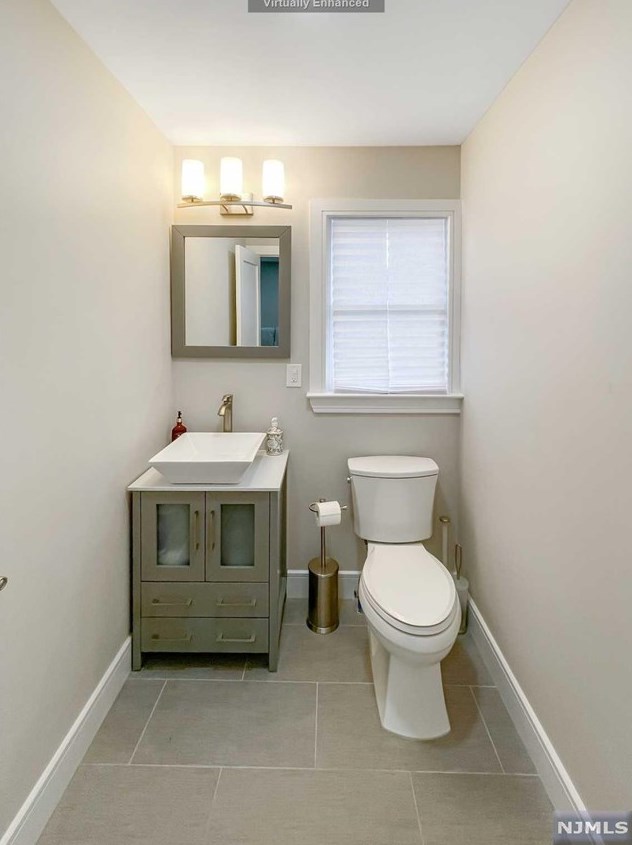 147 Highland Cross, Rutherford NJ  07070-2105 exterior