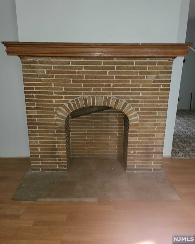 55 Nairn Pl, Newark NJ 07108-1408 exterior