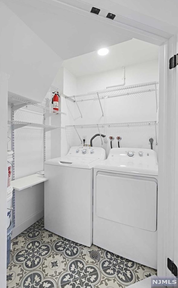 1459 John St, West Fort Lee NJ  07024-2564 exterior