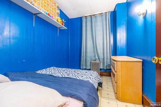 73 Virginia Ave, Jersey City NJ  07304-2219 exterior