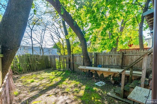 73 Virginia Ave, Jersey City NJ  07304-2219 exterior