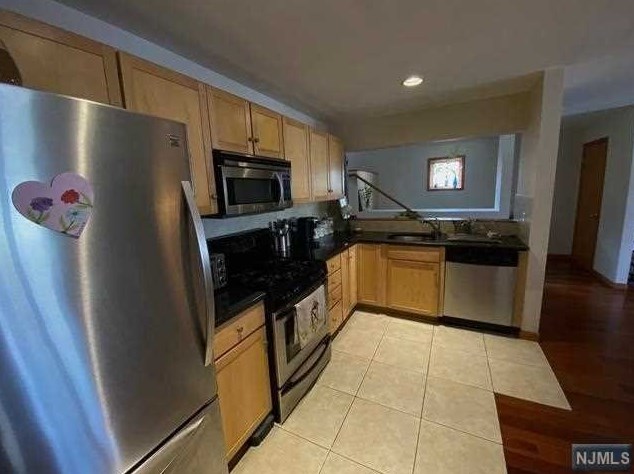 6300 Jefferson St, West New York NJ  07093-5333 exterior