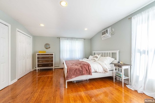 216 Zuber Pl, Maywood NJ  07607-1431 exterior