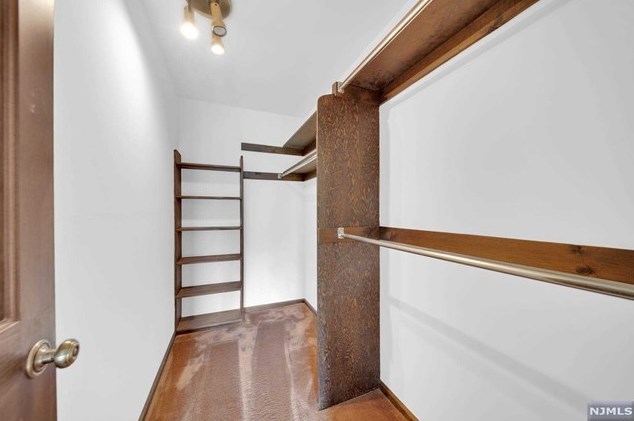 23 Bohnert Pl, Waldwick NJ  07463-1529 exterior