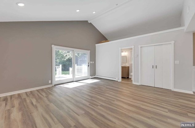 23 Schumacher Ave, Hillsdale NJ  07642-2407 exterior
