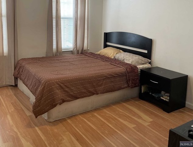 623 19th St, Newark NJ 07103-1321 exterior