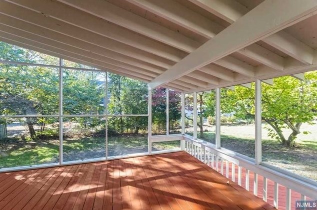 22 Orchard St, Hillsdale NJ  07642-2013 exterior