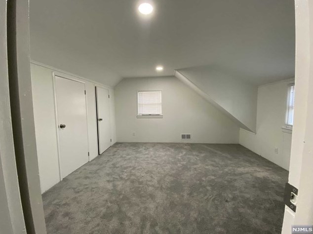 25 Morgan St, Bergenfield NJ 07621-3508 exterior