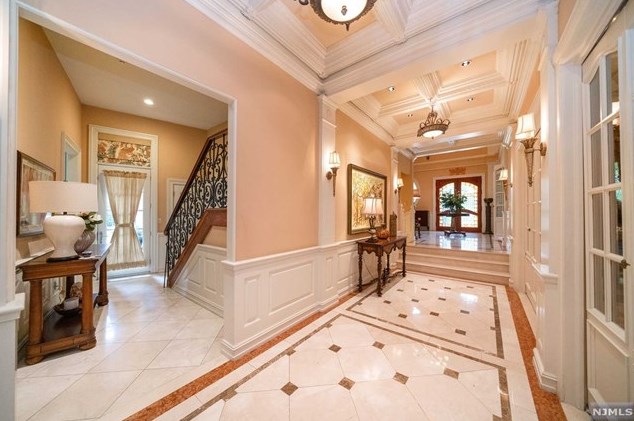 181 Montross Ave, Rutherford NJ  07070-1610 exterior