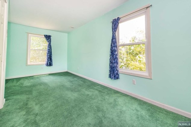 99 Chesapeake Ave, Lake Hiawatha NJ  07034-1715 exterior