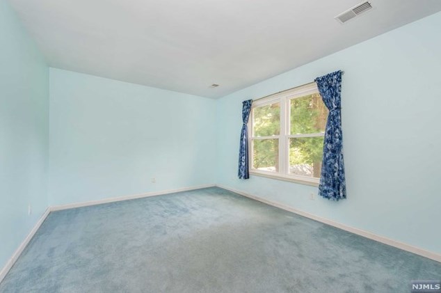 99 Chesapeake Ave, Lake Hiawatha NJ  07034-1715 exterior