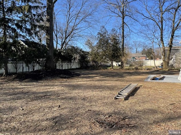 109 Hartland Ave, Emerson NJ  07630-1209 exterior