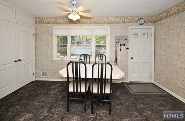 67 Demarest Ave, Hillsdale NJ  07642-2856 exterior