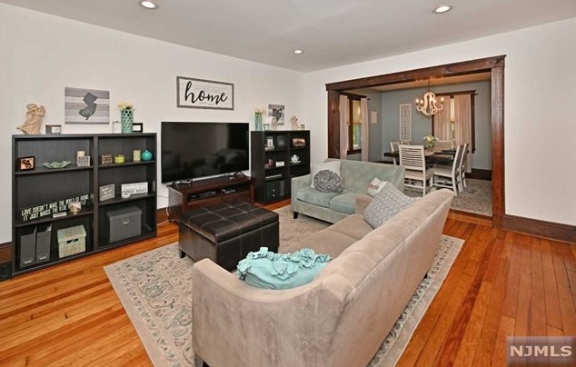 67 Demarest Ave, Hillsdale NJ  07642-2856 exterior