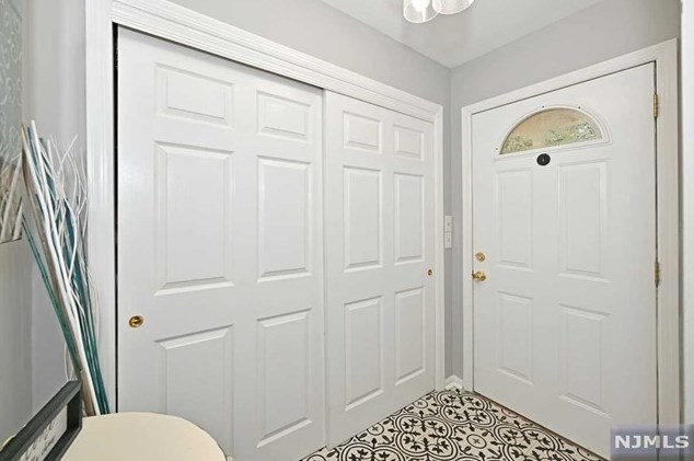 67 Demarest Ave, Hillsdale NJ  07642-2856 exterior