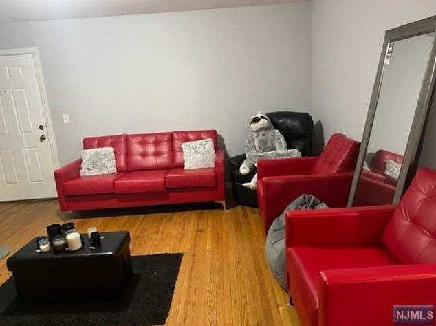 20 Brookdale Ave, Newark NJ  07106-1814 exterior