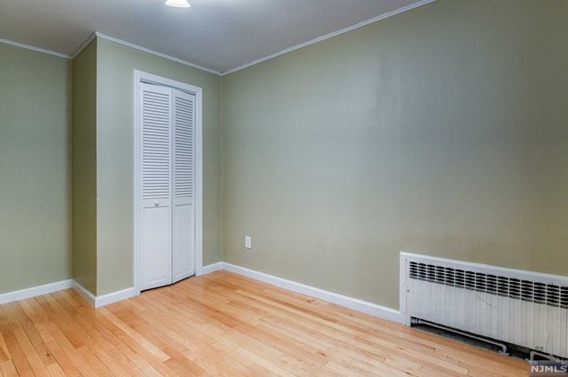 91 Barbara St, Newark NJ 07105-3302 exterior