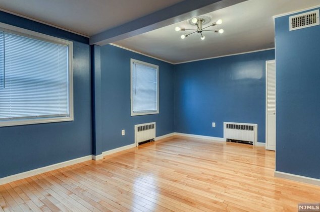 91 Barbara St, Newark NJ 07105-3302 exterior