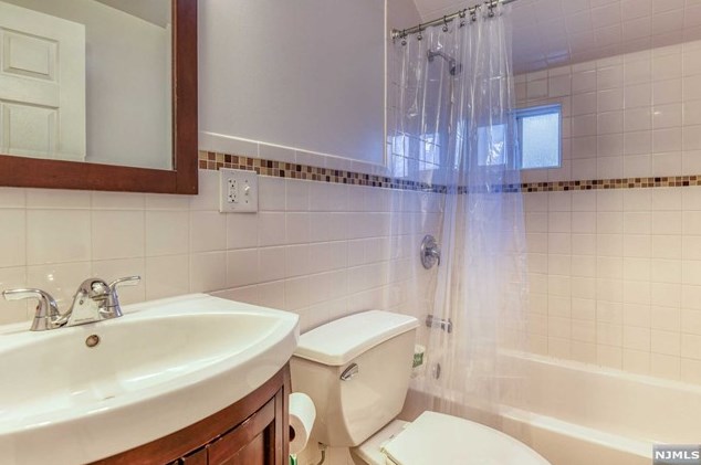 91 Barbara St, Newark NJ 07105-3302 exterior