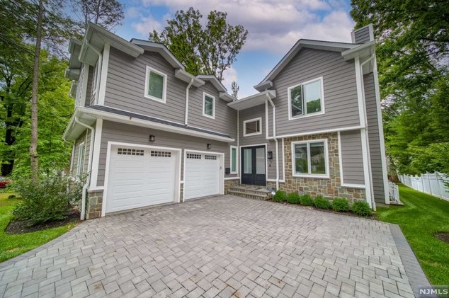 43 Buff Rd, Tenafly NJ  07670-1455 exterior
