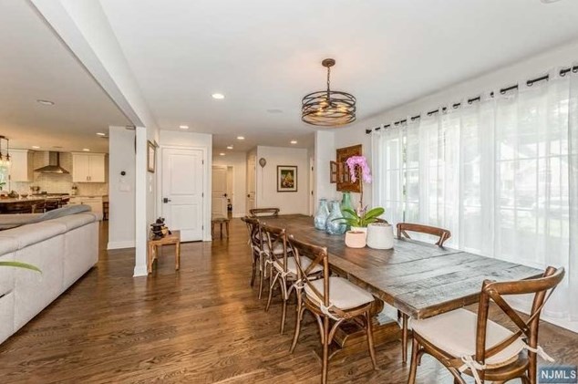 24 Jefferson Ave, Tenafly NJ  07670-1932 exterior