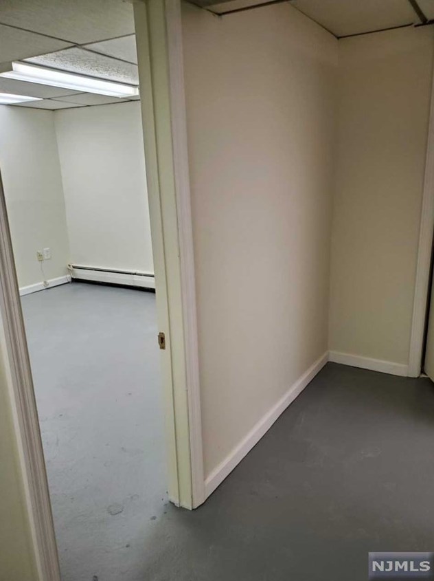 465 Meer Ave, Wyckoff NJ  07481-1837 exterior