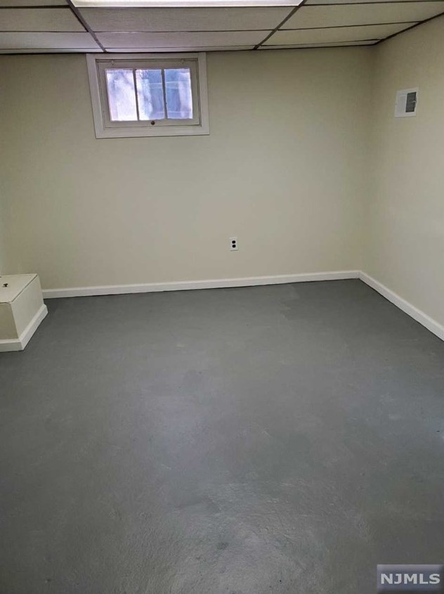 465 Meer Ave, Wyckoff NJ  07481-1837 exterior