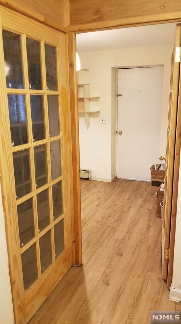 2341 Short St, West Fort Lee NJ 07024-4014 exterior