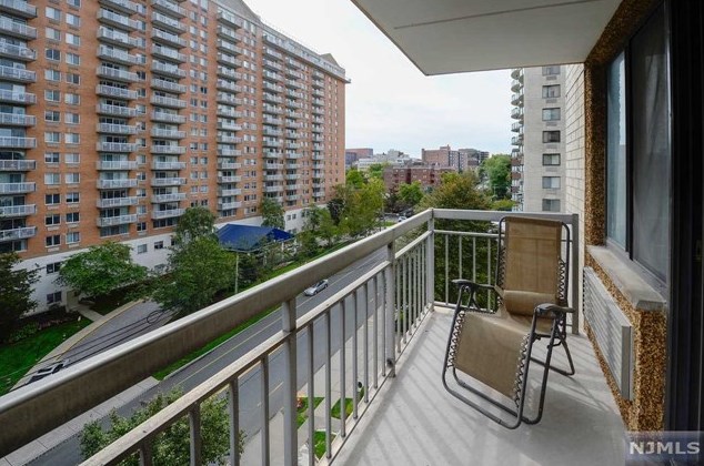 151 Prospect Ave, Hackensack NJ  07601-2209 exterior