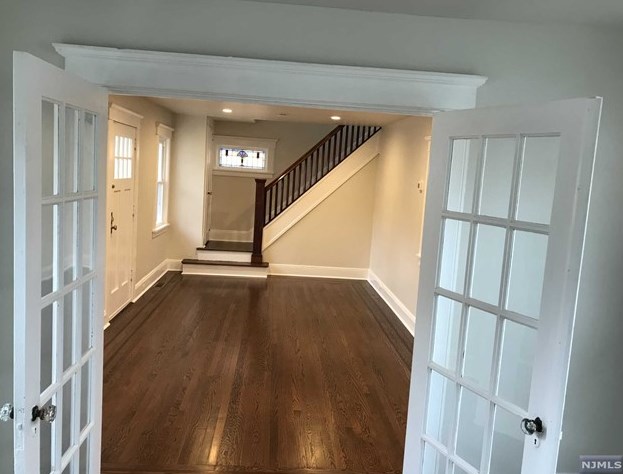 43 Garden St, Bergenfield NJ  07621-2743 exterior