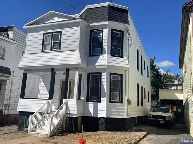 191 Dewey St, Newark NJ  07112-1360 exterior