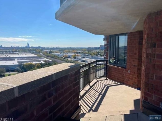 1209 Harmon Cove Tower, Secaucus NJ  07094-1714 exterior