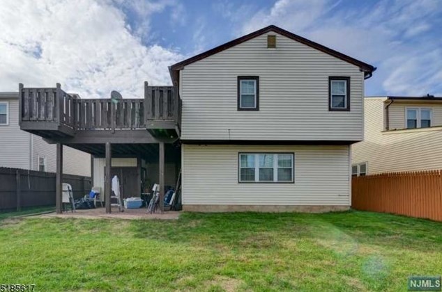 265 Parkside Dr, Union NJ  07083-5564 exterior