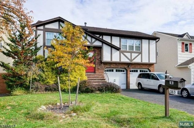 265 Parkside Dr, Union NJ  07083-5564 exterior