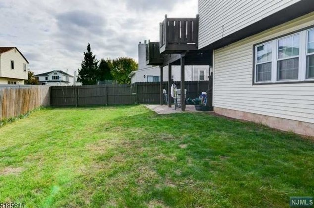 265 Parkside Dr, Union NJ  07083-5564 exterior