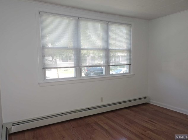 41 8 St, Clifton NJ 07011-1775 exterior