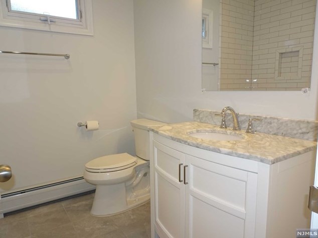 41 8 St, Clifton NJ 07011-1775 exterior