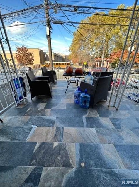 5218 Park Ave, West New York NJ  07093-3513 exterior
