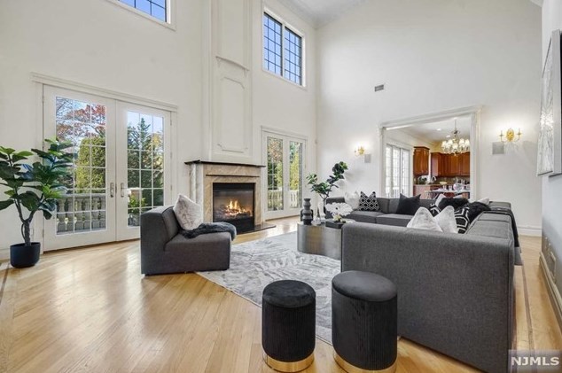 372 Woodland St, Englewood NJ  07631-2027 exterior