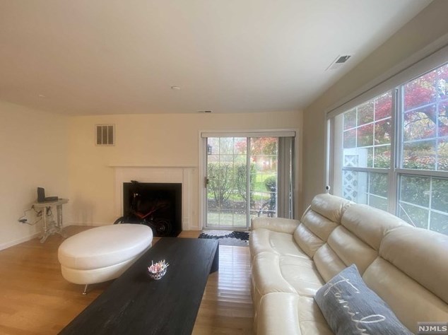 22 Regency Cir, Englewood NJ  07631-5046 exterior