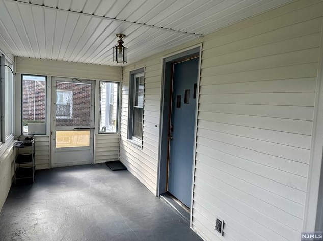 121 Prospect St, Midland Pk NJ  07432-1685 exterior