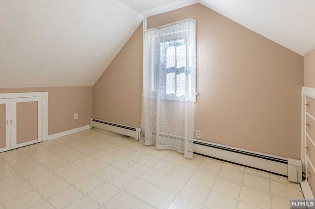 351 Central Ave, Wayne NJ  07470-2112 exterior