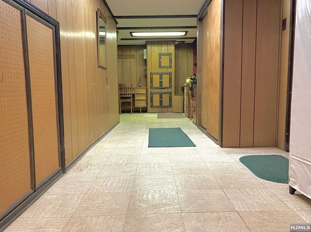 44 Hobart Ave, Rutherford NJ  07070-1408 exterior