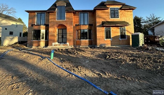 6 Maple St, Englewood NJ  07632-1912 exterior