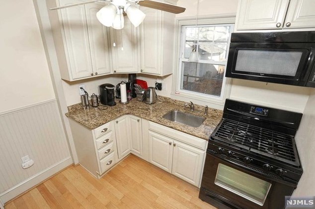 11 New York Ave, Bergenfield NJ  07621-1328 exterior