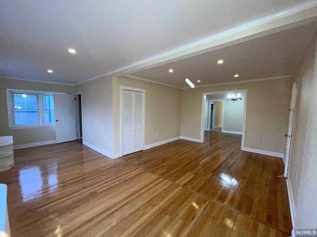 40 Nelson St, Clifton NJ  07013-1204 exterior