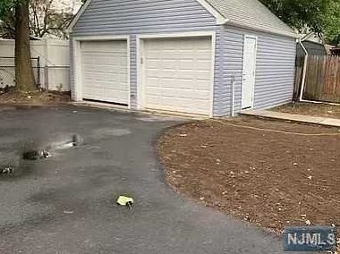 26 Center St, Little Ferry NJ  07643-1803 exterior